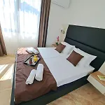 Onyx Private Apartamento Sveti Vlas