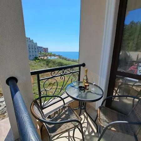 Onyx Private Apartment *