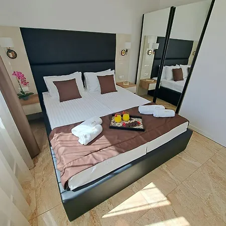 Onyx Private Apartment *