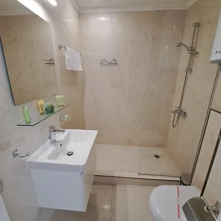Onyx Private Apartment *
