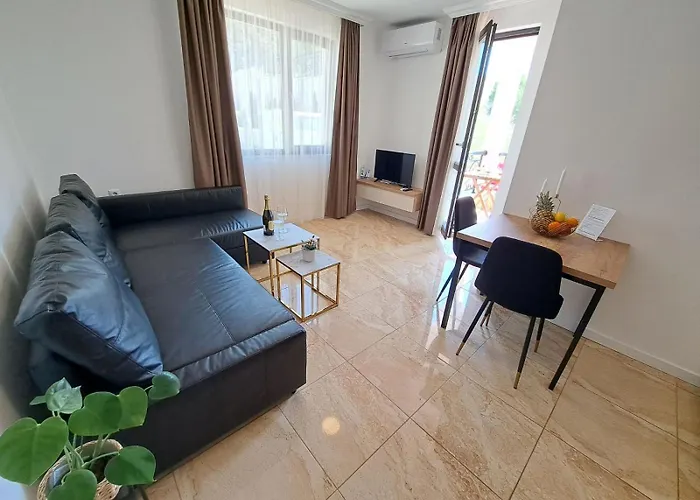 Апартамент Onyx Private Свети Влас