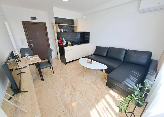 Апартамент Onyx Private Свети Влас